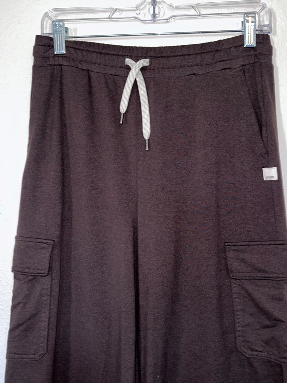 Vuori Halo Essential Cargo Wideleg Pants, Java Heather, 30" Inseam, Sz Small - Picture 5 of 10